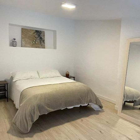Duplex Con Impresionantes Vistas Apartment Моначил Екстериор снимка